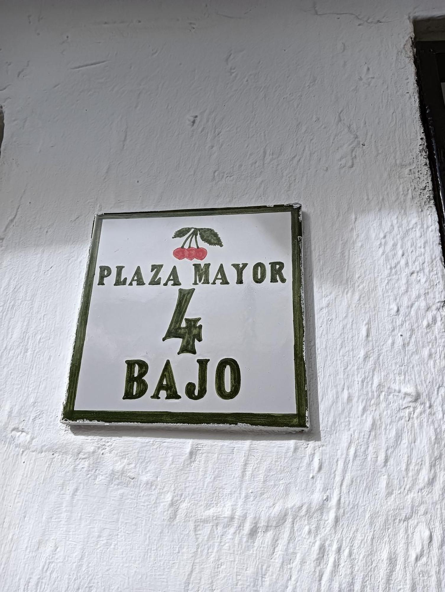 La Casa De La Plaza Apartment